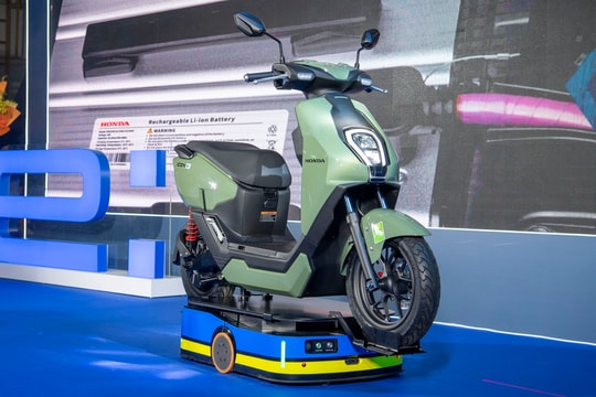 Xe điện Honda đã cho người dùng mua pin: Giá chỉ hơn 9 triệu, di chuyển tối đa 71 km