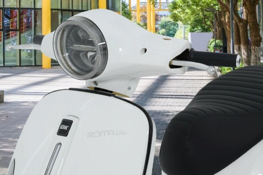 Giá chưa tới 20 triệu, chạy 80km/lần sạc: Chiếc xe điện ngập nước 1 mét vẫn chạy "cực ngon"