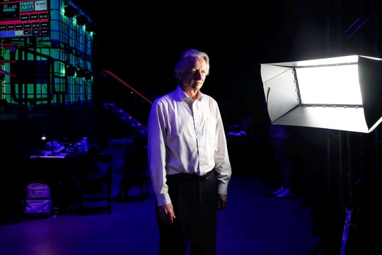 'Cha đẻ AI' chỉ ra con đường sống duy nhất của nhân loại trước siêu trí tuệ