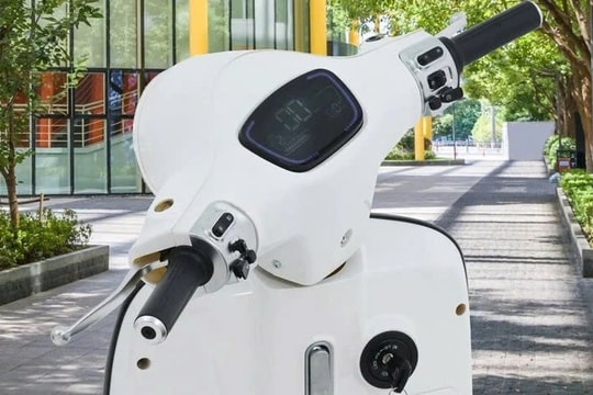 Lái thử xe điện phong cách Ý giá chỉ 19,5 triệu: Thiết kế sang trọng, cốp rộng bất ngờ, pin 80 km