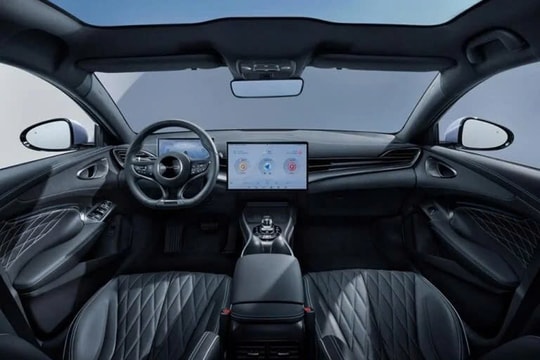 Trải nghiệm mẫu xe điện “bùng nổ như siêu xe”: Tăng tốc 3,8 giây, công nghệ đầy đủ, pin hơn 500 km