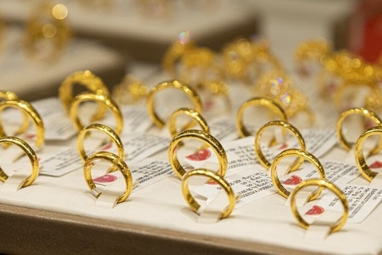 Giá vàng nhẫn hôm nay 18/8: Tin vui cho ai bắt đáy cuối tuần trước