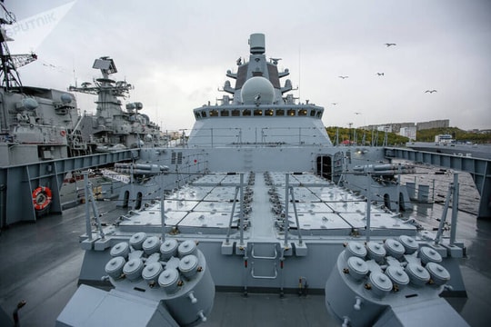 Công bố kế hoạch đóng tàu chiến “biển xanh” thế hệ mới