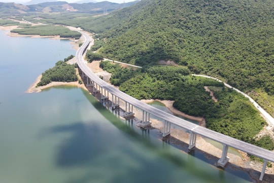 Thông tuyến cao tốc Bắc Nam từ Hà Nội đến Đà Nẵng dài 750 km