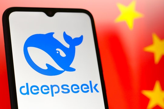 DeepSeek bất ngờ tung AI mã nguồn mở, thách thức các “ông lớn” công nghệ