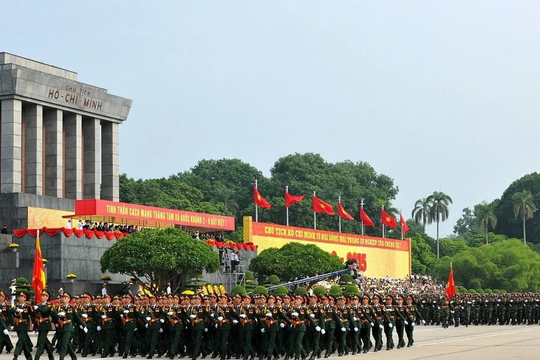 Người dân Hà Nội cần lưu ý các tuyến phố cấm xe từ 17h ngày 21/8 và hướng đi thay thế được khuyến cáo