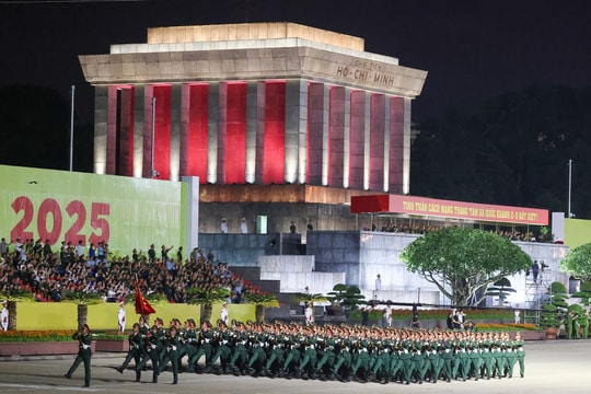 Tổng hợp luyện diễu binh, diễu hành A80 lần thứ nhất tại Quảng trường Ba Đình thành công tốt đẹp