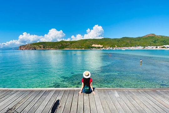 Không phải Kỳ Co hay Eo Gió, Bình Định còn có bãi biển hoang sơ đẹp chẳng kém Maldives