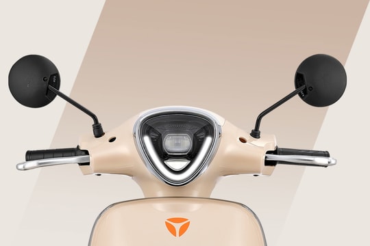 Trải nghiệm mẫu xe điện ngoại hình “chuẩn tiểu thư” giá hơn 20 triệu: Leo dốc khỏe, lái êm như scooter châu Âu