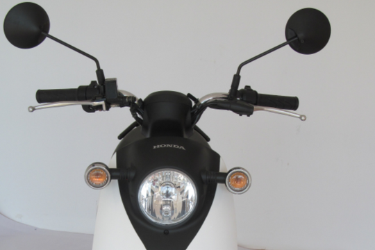 Xe điện nhập khẩu Nhật: Thiết kế gọn nhẹ, chạy 80km/lần sạc, giá chưa tới 14 triệu