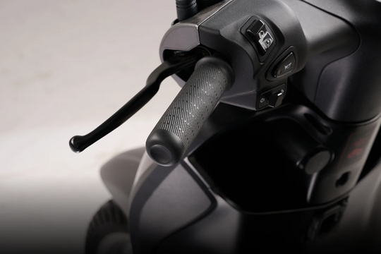 Lộ diện xe điện Việt chạy gần 300 km: Tốc độ 90 km/h, pin bền 25 năm, chi phí rẻ gấp 10 lần xe xăng