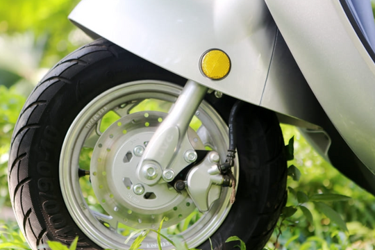 Xe điện chống nước 100%, động cơ 800W: Chạy gần 100km/lần sạc, giá chỉ hơn 12 triệu