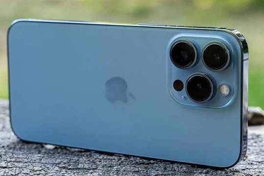 iPhone 13 Pro giá chưa tới 10 triệu vẫn đáng mua, trải nghiệm không kém iPhone 16 Pro