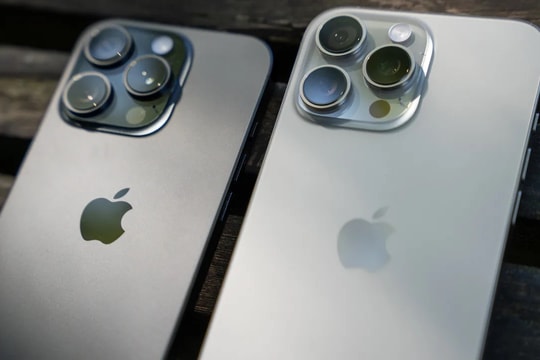 Giá iPhone 16 Pro, iPhone 16 Pro Max "chạm đáy": Thời điểm vàng trước thềm iPhone 17 ra mắt