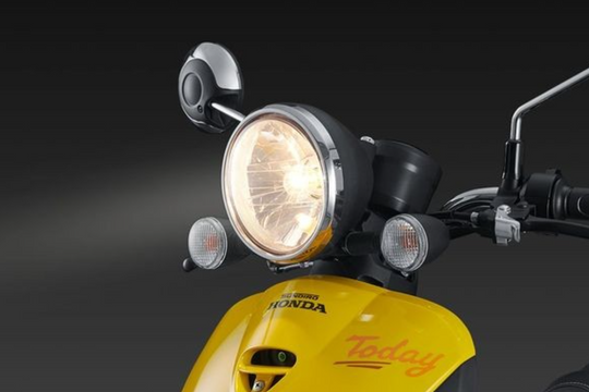 Ngỡ ngàng với xe xăng giá hơn 20 triệu: Thiết kế cổ điển pha hiện đại, tiện ích bất ngờ