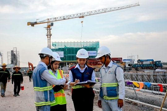 Lợi nhuận tăng mạnh, nhà thầu xây dựng có tiếng chi thưởng tới 6 tháng lương cho nhân viên