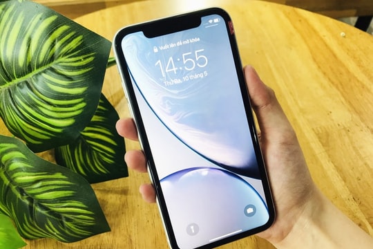 Chiếc iPhone cũ 8 năm tuổi bất ngờ gây sốt: Giá chưa đến 4 triệu, nay thành "hàng hot" giá rẻ