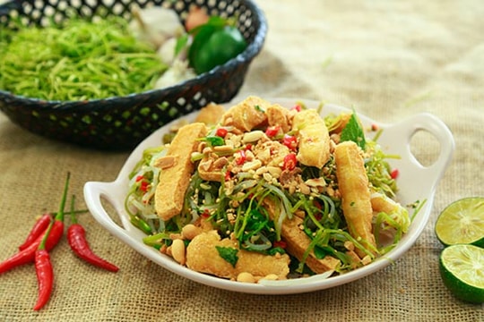 6 nhóm người nên kiêng rau muống: Tưởng bổ nhưng có thể thành hại