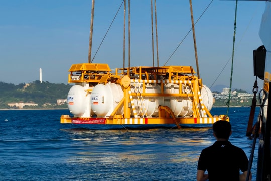 Trung Quốc đẩy mạnh trung tâm dữ liệu dưới nước: Xu hướng mới của kỷ nguyên AI