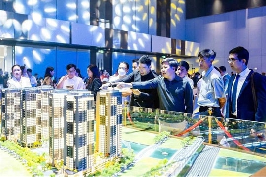 “9 khách tranh chốt một căn”, Đất Xanh (DXG) “cháy hàng” cả dự án lẫn trên sàn chứng khoán