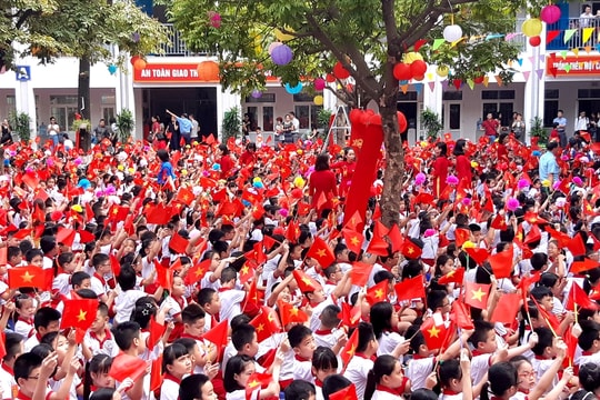 Bộ Chính trị ban hành Nghị quyết về đột phá phát triển giáo dục và đào tạo