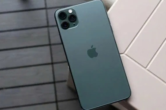 Mẫu iPhone 3 mắt rẻ nhất thị trường, hiệu năng vẫn mượt dù đã 6 năm tuổi