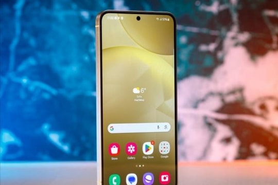 Mẫu smartphone cao cấp bất ngờ hạ giá chỉ 14 triệu: Người dùng ‘sốc nhẹ’ vì quá mạnh so với giá