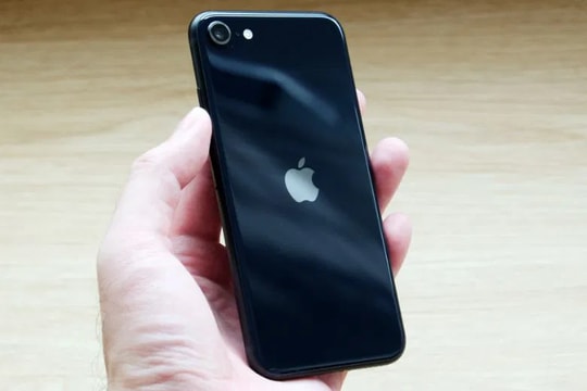 Siêu nhỏ gọn, giá chỉ từ 4 triệu nhưng mạnh ngang iPhone 13 Pro Max