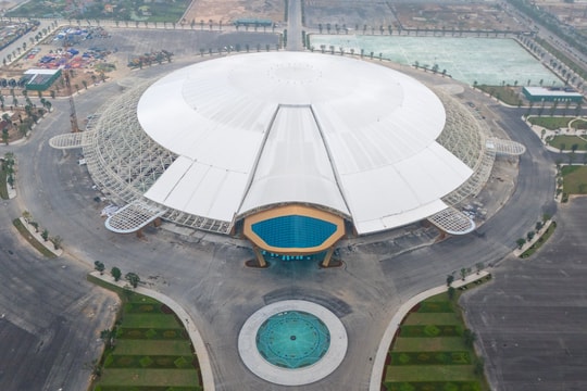 Hòa Phát cùng một ông lớn ngành thép 30 năm tuổi ghi dấu ấn tại mái vòm Trung tâm Triển lãm lớn nhất Đông Nam Á