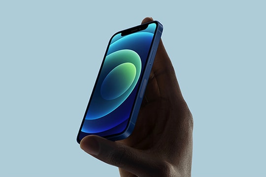 Chiếc iPhone nhỏ nhất thị trường vẫn được hỗ trợ iOS mới, trang bị màn hình cao cấp, giá chỉ hơn 4 triệu