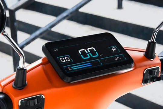 Bất ngờ mẫu xe điện khiến xe xăng lép vế: Chạy 150 km/lần sạc, sang như SH Mode, giá ngang Honda Vision