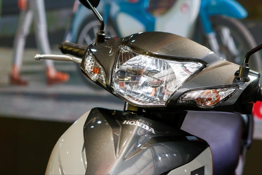 Trải nghiệm “xe số quốc dân” dưới 19 triệu: Nhỏ gọn, bền bỉ, chạy 100 km chỉ tốn 1,5 lít xăng