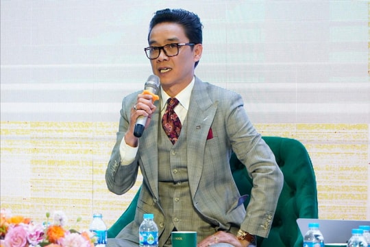 Thị trường chứng khoán Việt Nam: Cuộc chơi đổi ngôi, sóng tăng trưởng và thách thức tỷ giá