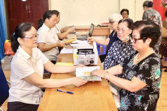 Người hưởng lương hưu có thể nhận gộp 2 tháng trong trường hợp này