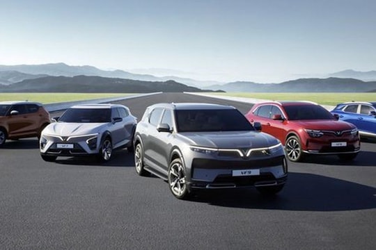 Bảng giá xe ô tô điện VinFast tháng 9/2025: Chạy gần 500 km/lần sạc, giá chỉ từ 299 triệu, miễn phí sạc 2 năm