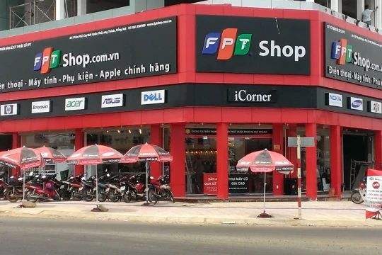 Liệu ‘mùa Táo’ cuối năm có đủ lực thổi sinh khí mới cho một FPT Shop đang chật vật?