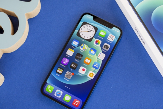 Bất ngờ với iPhone mới zin giá chưa tới 10 triệu, tính năng không kém iPhone 16