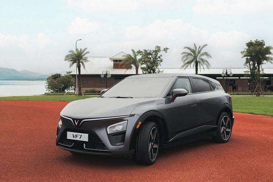 Chỉ hơn một năm hiện diện, VinFast đã làm nên điều ít ai ngờ tới tại thị trường hơn 100 triệu dân