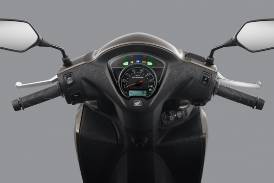 Chiếc xe xăng từng khiến đại lý Honda "cháy hàng" nay giảm giá kịch sàn: Đẹp như SH, khách Việt ùn ùn xuống tiền