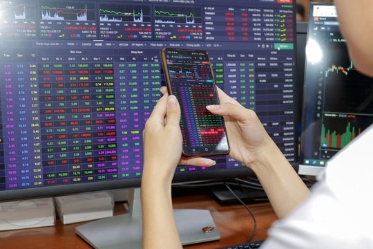 Công ty chứng khoán bất ngờ khuyến nghị đầu tư một ngành tưởng chừng ‘khó nhằn’