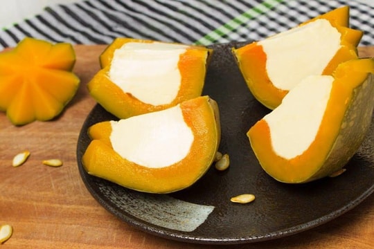 Bí đỏ giàu dinh dưỡng hơn cả thịt cá, nhưng có 4 nhóm người tuyệt đối không nên ăn