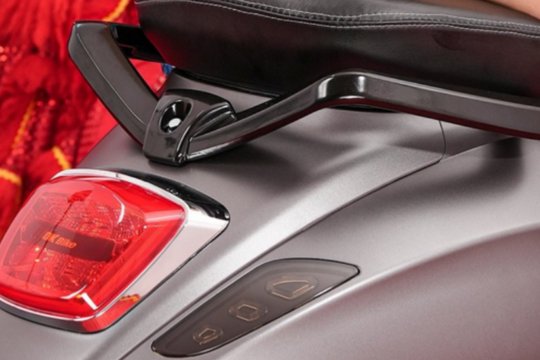 Người dùng bất ngờ với mẫu xe điện chưa tới 20 triệu: Đi 65 km/lần sạc, có chống nước IP67