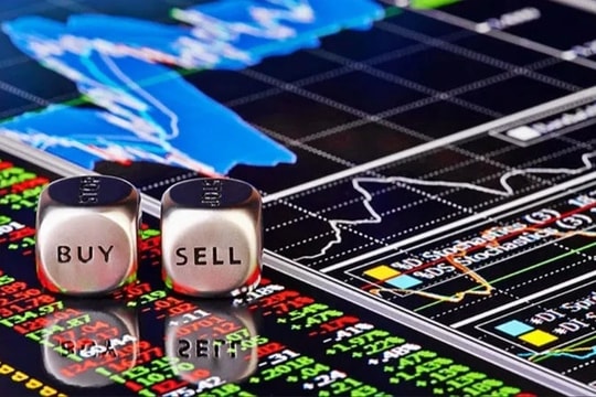 Tâm điểm dòng tiền hôm nay 8/9:Cơ hội xoay vòng tại nhóm midcap