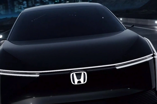 Honda ra mắt SUV xe điện với thiết kế thể thao: Pin gần 70 kWh, chạy êm 500 km/lần sạc và giá chỉ hơn 500 triệu