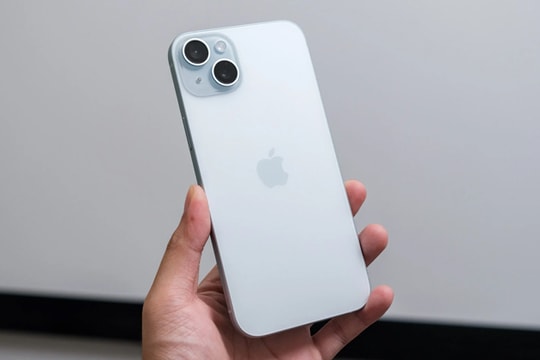 Mẫu iPhone cam chéo cuối cùng gay sốt với với giá chỉ 18 triệu, hiệu năng top đầu