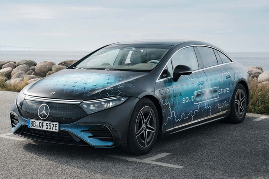 Xe điện Mercedes chạy liền mạch từ Đức sang Thụy Điển, đạt tới 1.205 km chỉ với một lần sạc nhờ loại công nghệ pin mới