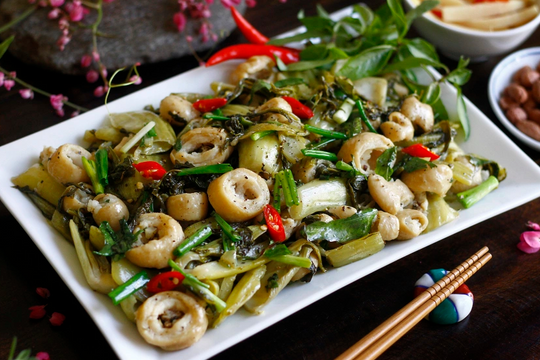 Món ăn "hao cơm" quen thuộc lại âm thầm làm giảm canxi, hại xương khớp