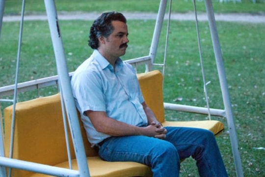 Đứng ngoài uptrend và tình cảnh ngặt nghèo của một cổ phiếu sàn HOSE