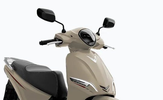 Bất ngờ với xe điện pin kép giá hơn 22 triệu: Tăng tốc 50km/h trong 16 giây, chạy êm 260km