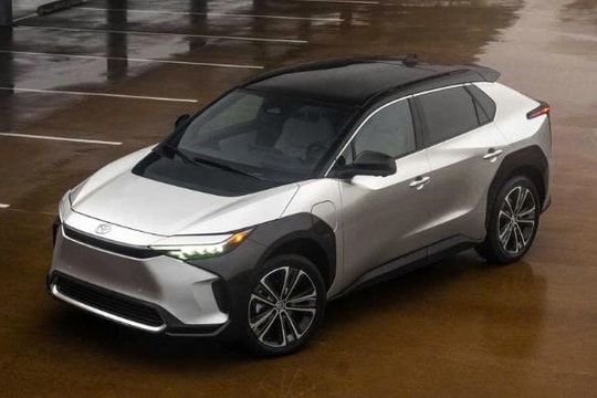 Xe điện chỉ cần sạc pin vài phút là đầy, nhanh gấp 3 lần công nghệ hiện nay